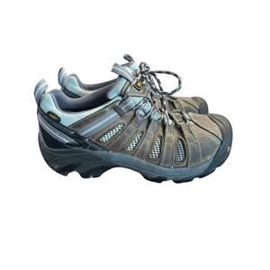 Women’s Keen Hiking Shoes. Size 8.5